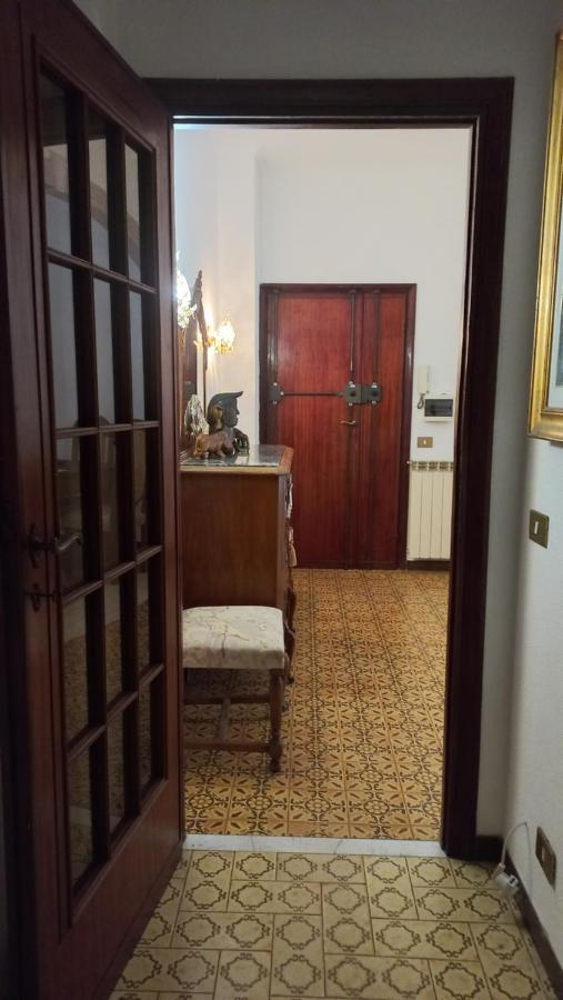 Appartamento Incantevole Al Centro Di Torvaianica Bagian luar foto